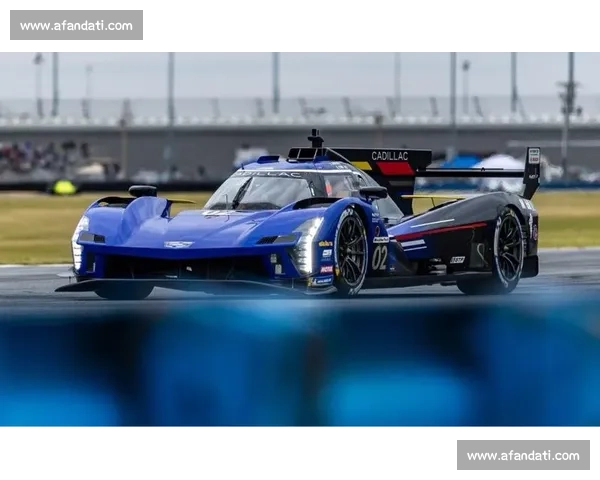 高速遥控赛车竞技盛宴点燃赛道激情嘉年华巅峰对决狂飙赛事盛典秀