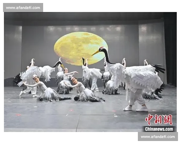 鹤类比赛盛况：展示优雅舞姿与灵动飞翔的精彩时刻